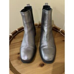 Kenneth Cole Reaction Boots Womens Salt Chelsea Ankle Heel Gray Silver Leather 8